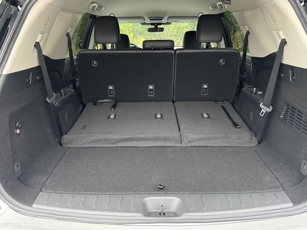 2025 Nissan Pathfinder SL photo 27