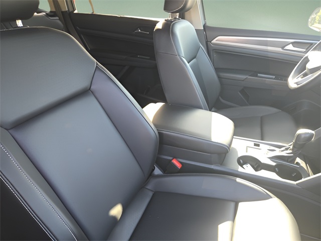 2021 Volkswagen Atlas V6 SE Technology R-Line photo 27