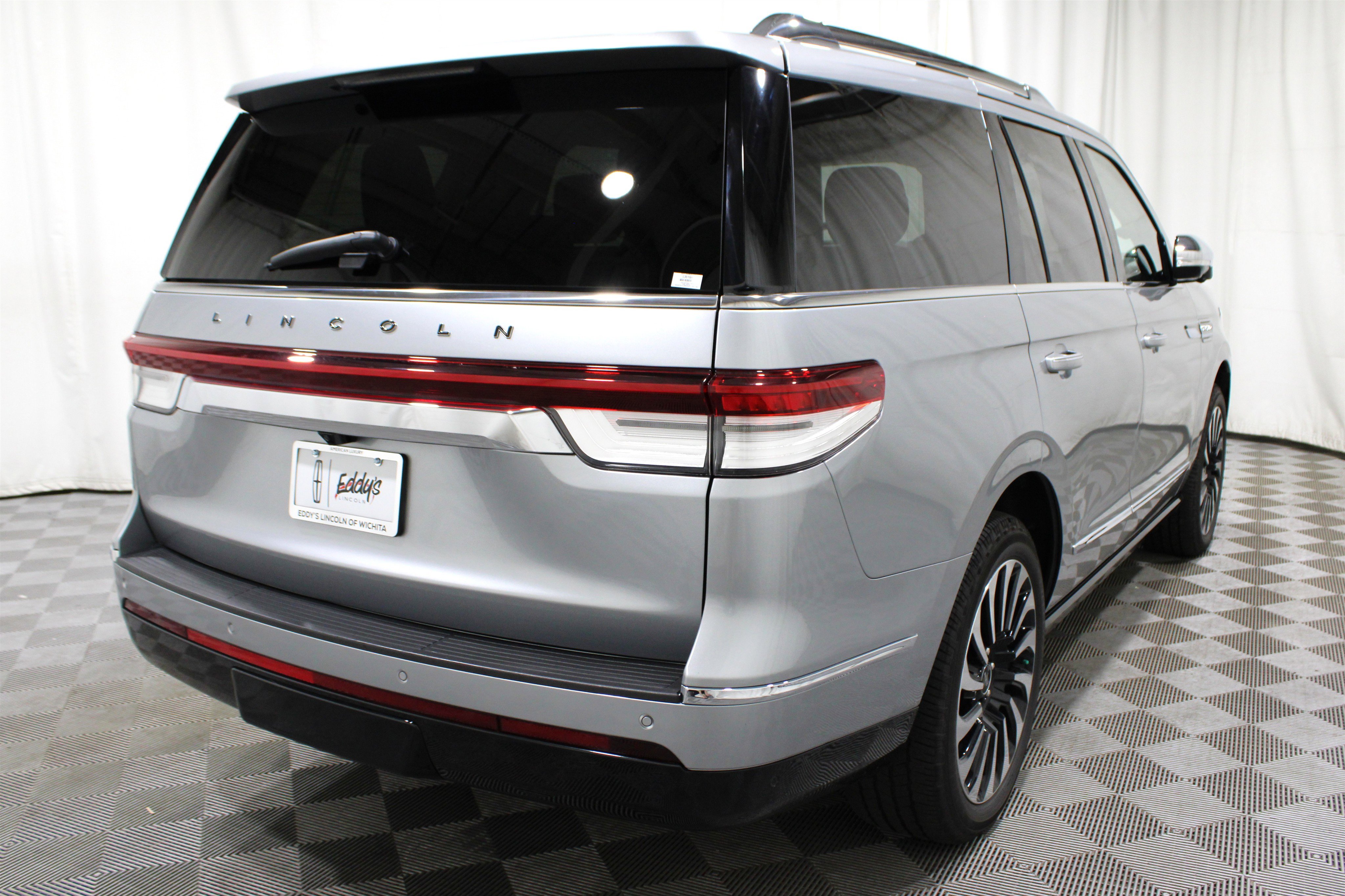 2022 Lincoln Navigator Black Label photo 28