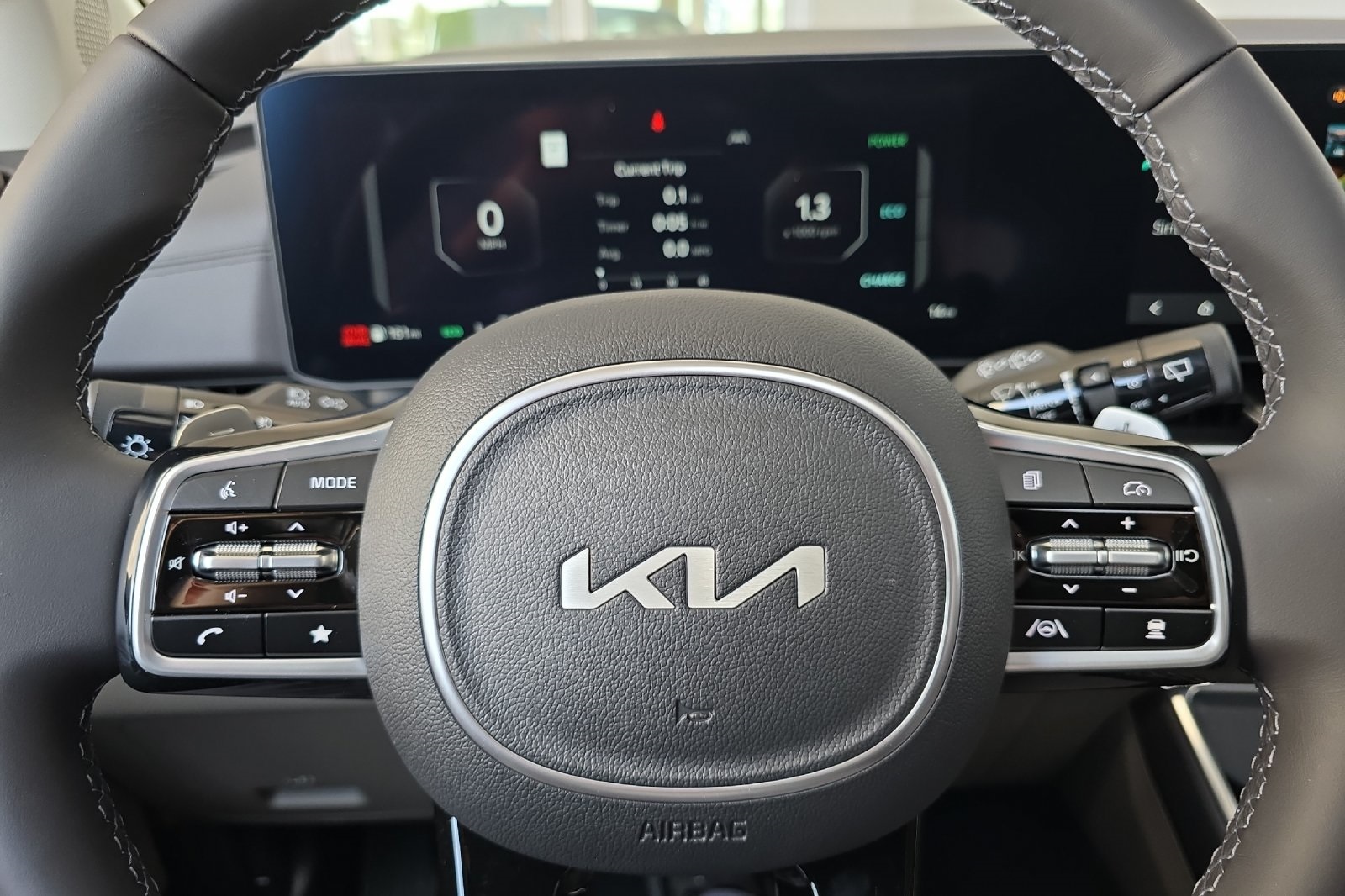 2026 Kia Carnival SX photo 19