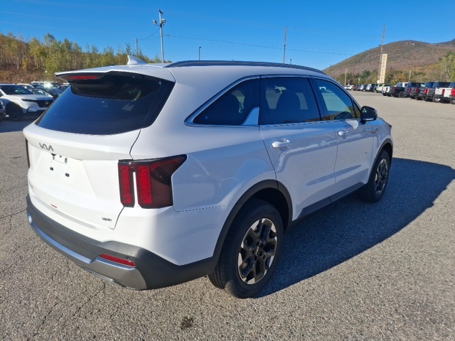 2026 Kia Sorento S photo 3