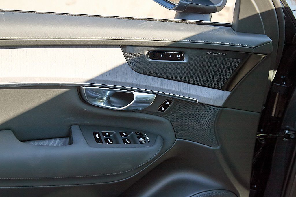 2026 VOLVO XC90 - Image 10