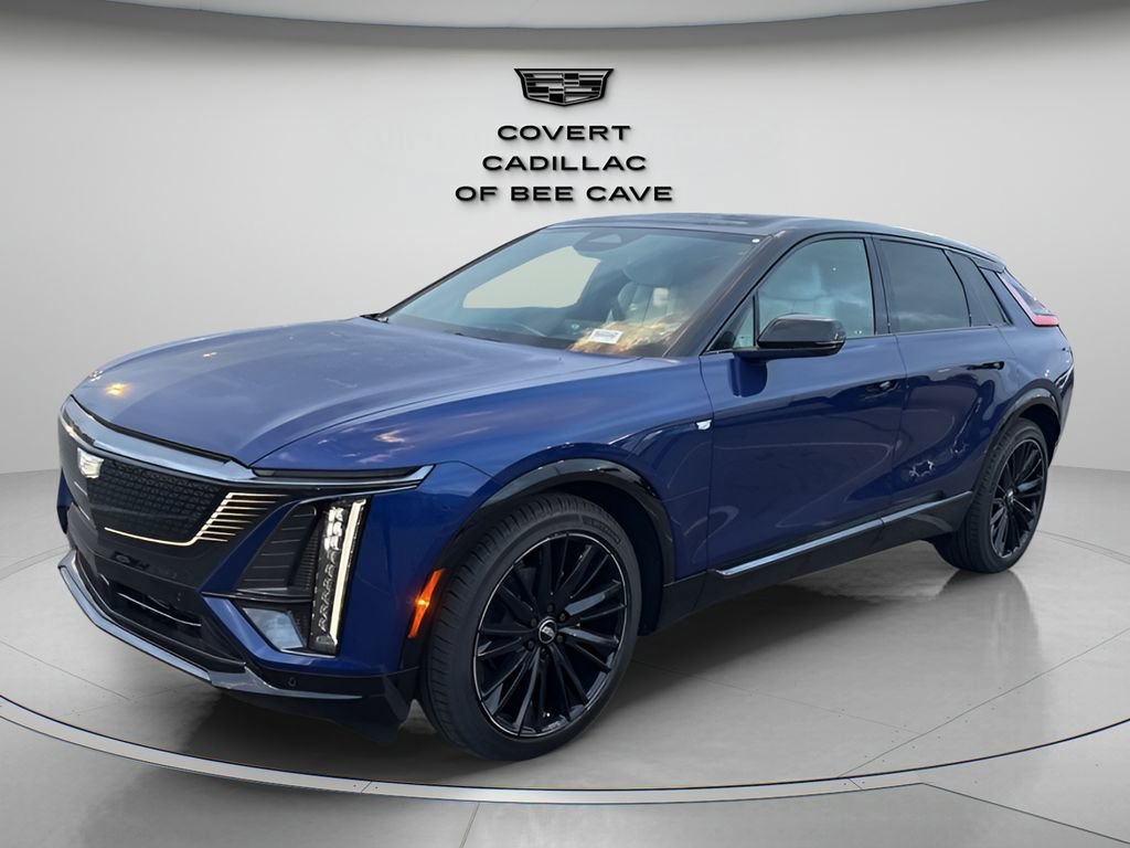 2025 Cadillac Lyriq Sport photo 3