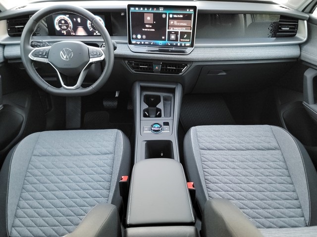 2025 Volkswagen Tiguan S photo 19
