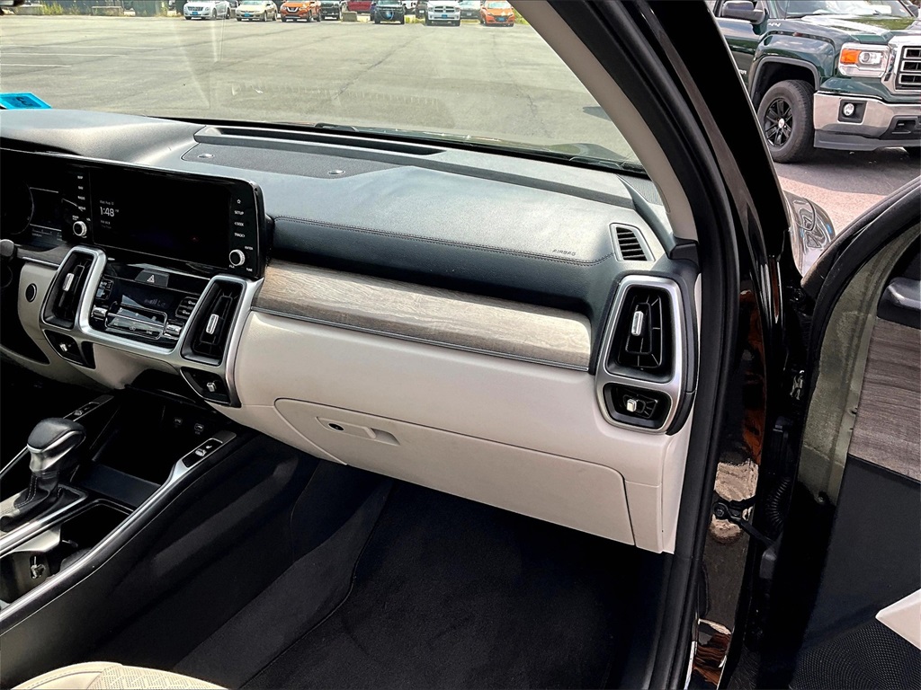 2022 Kia Sorento S photo 13