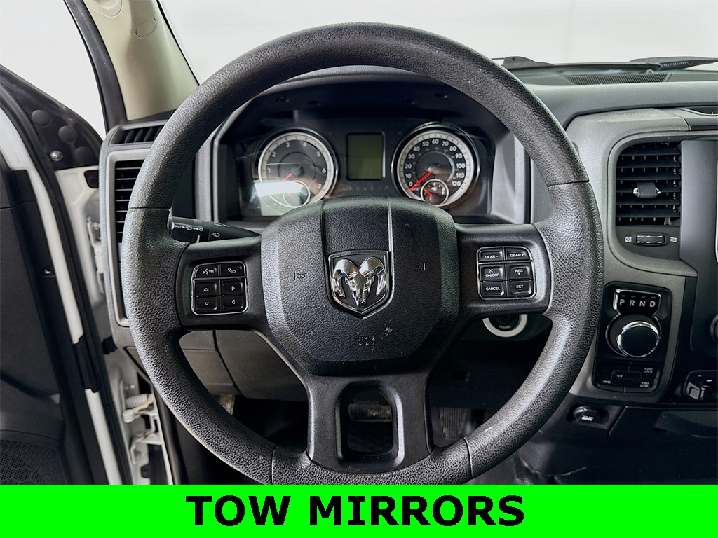 2019 Ram 1500 Classic Tradesman photo 2