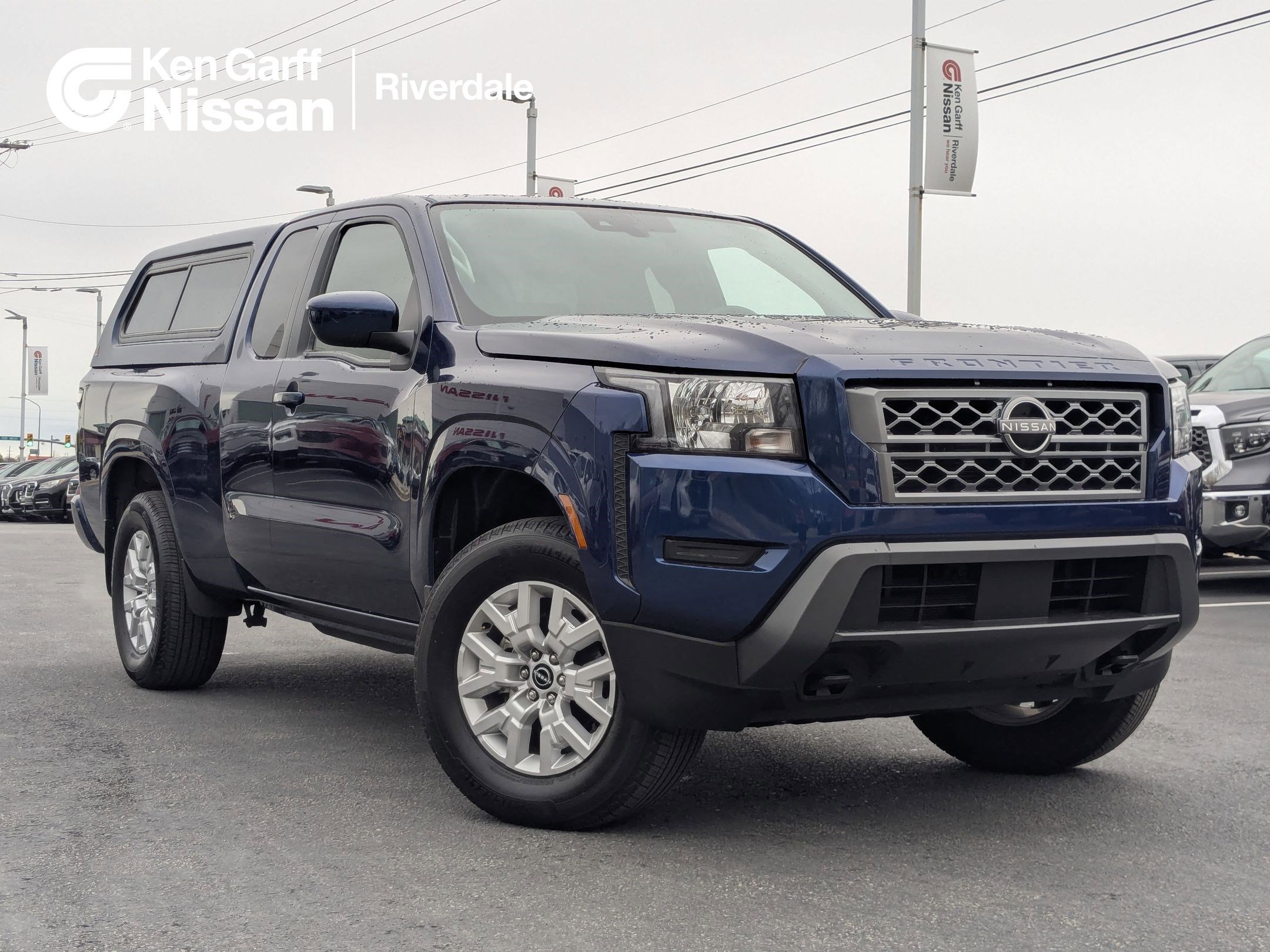 2022 Nissan Frontier SV's photo