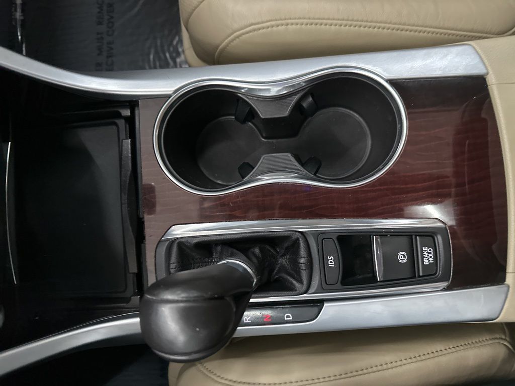 2016 Acura TLX Technology photo 16