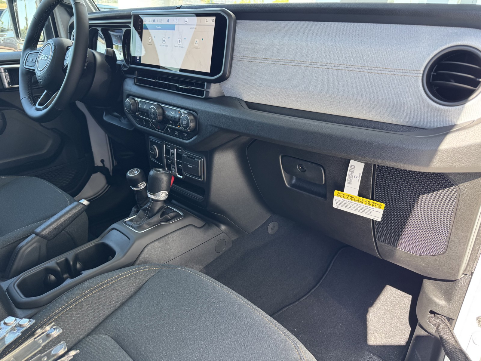 2025 Jeep Wrangler Sport S photo 7