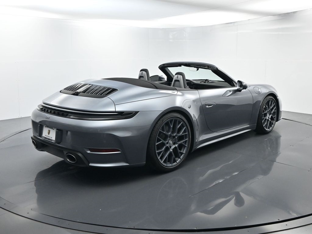 2026 Porsche 911 T photo 12