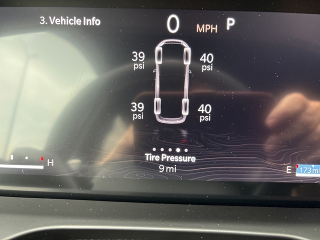 2025 Jeep Grand Cherokee Laredo X photo 4