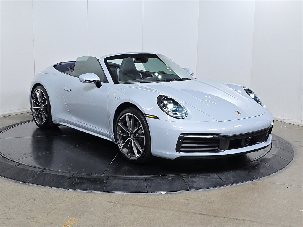 2024 Porsche 911 4 Cabriolet photo 3