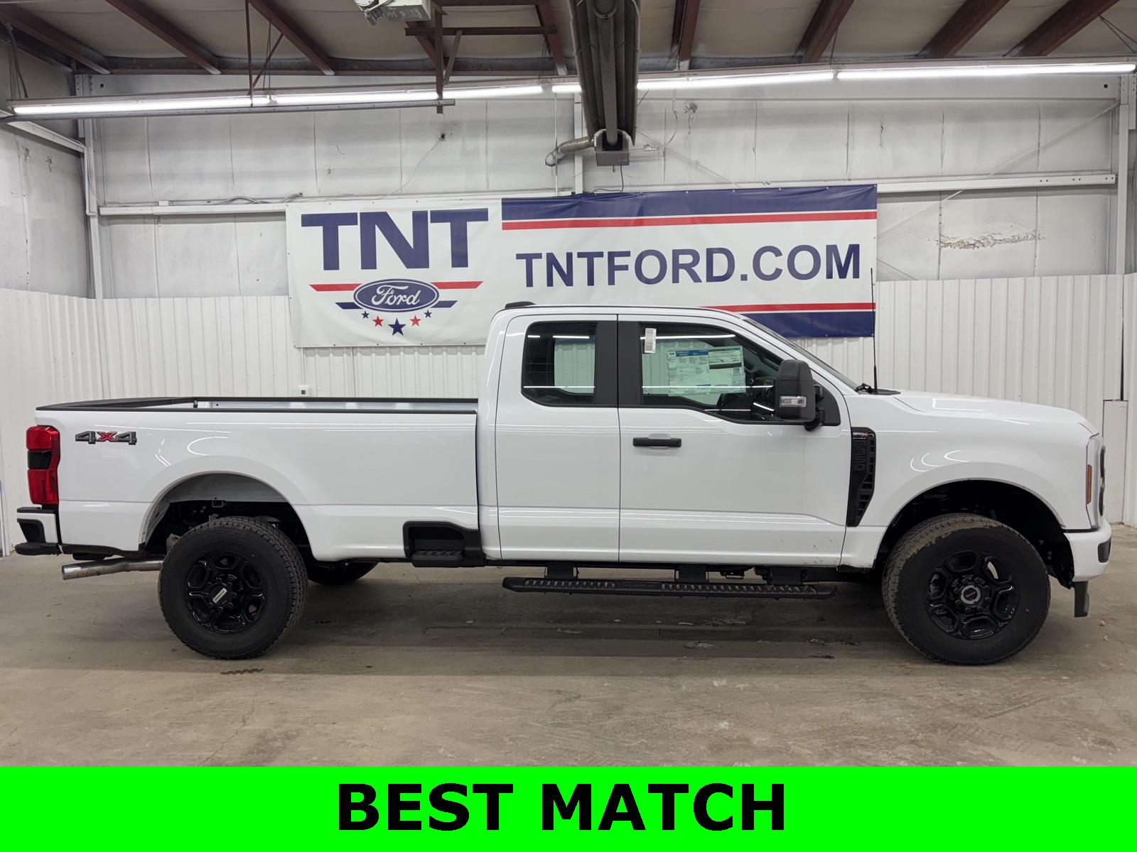 2025 Ford F-350 Super Duty XL's photo