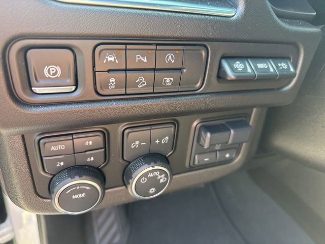 2024 Chevrolet Tahoe High Country photo 21