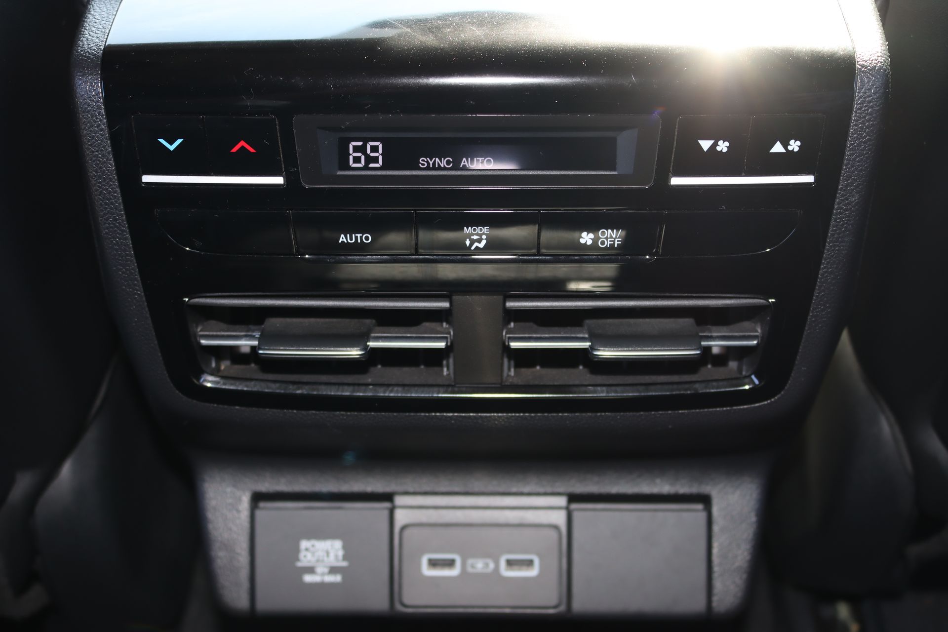 2024 Acura MDX Technology photo 18