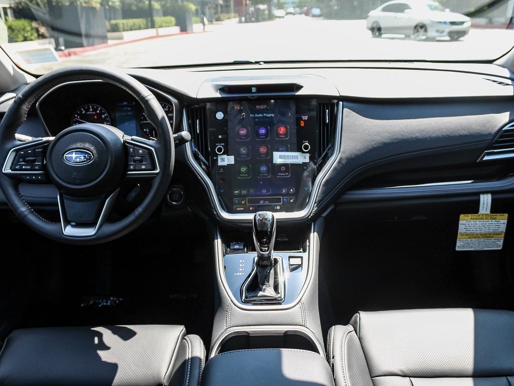 2025 Subaru Outback Touring photo 9