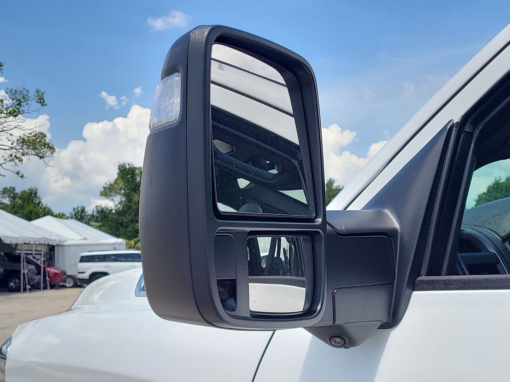 2025 Ram 3500 Tradesman photo 20
