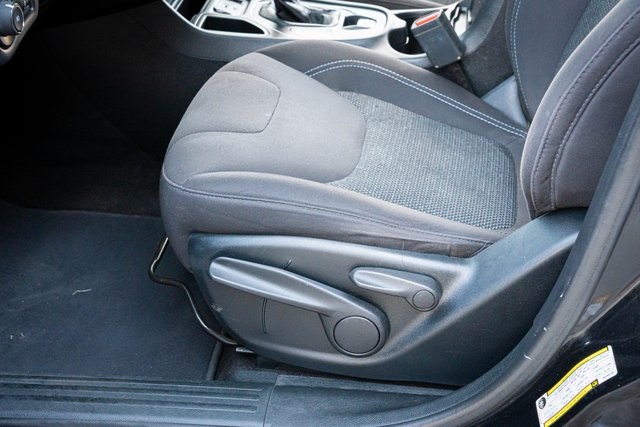 2019 Jeep Cherokee Latitude photo 13