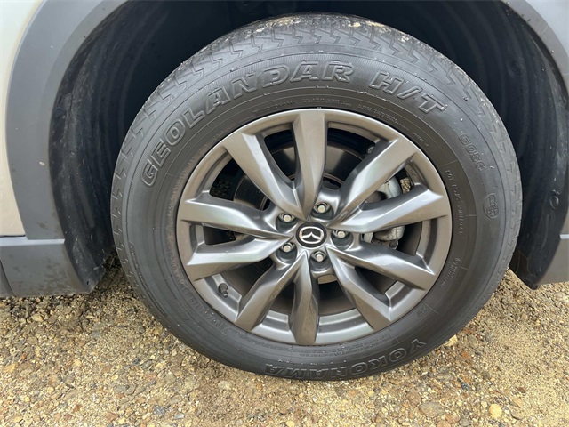 2023 Mazda CX-9 Touring photo 4