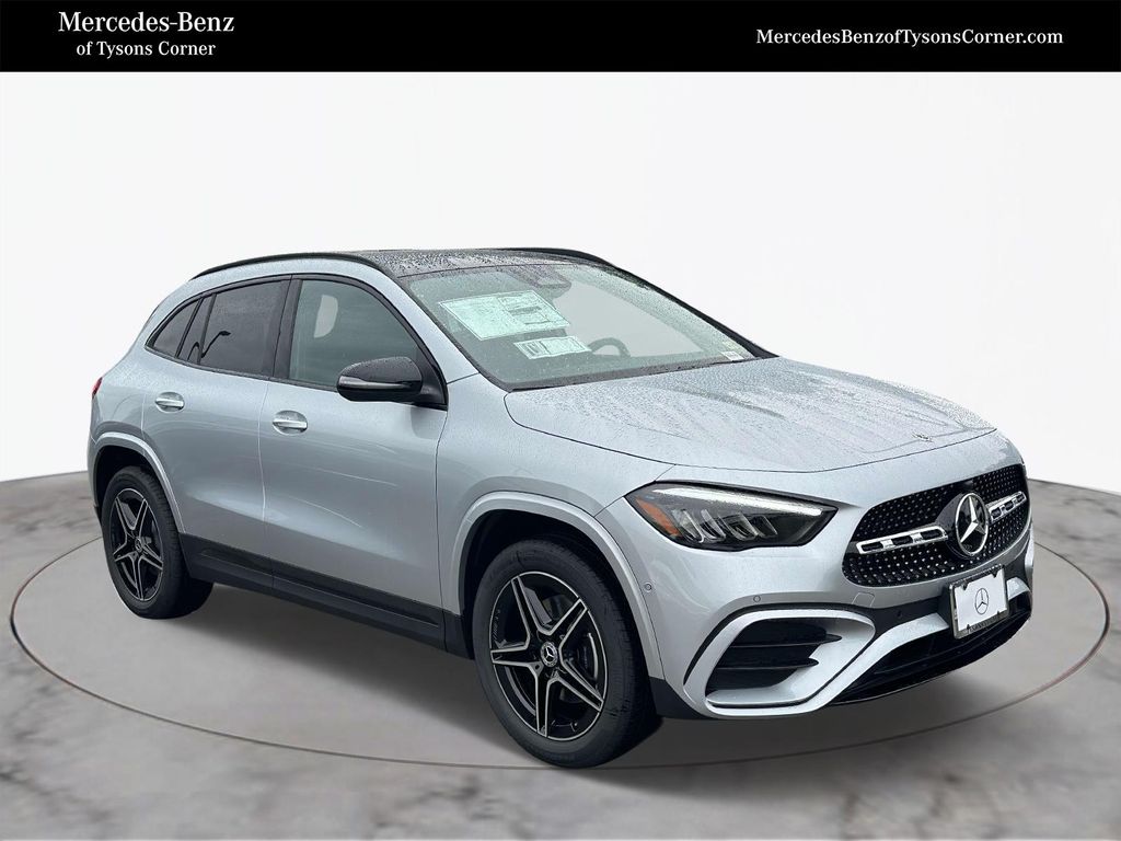 2025 Mercedes Benz GLA 250 4MATIC photo 3