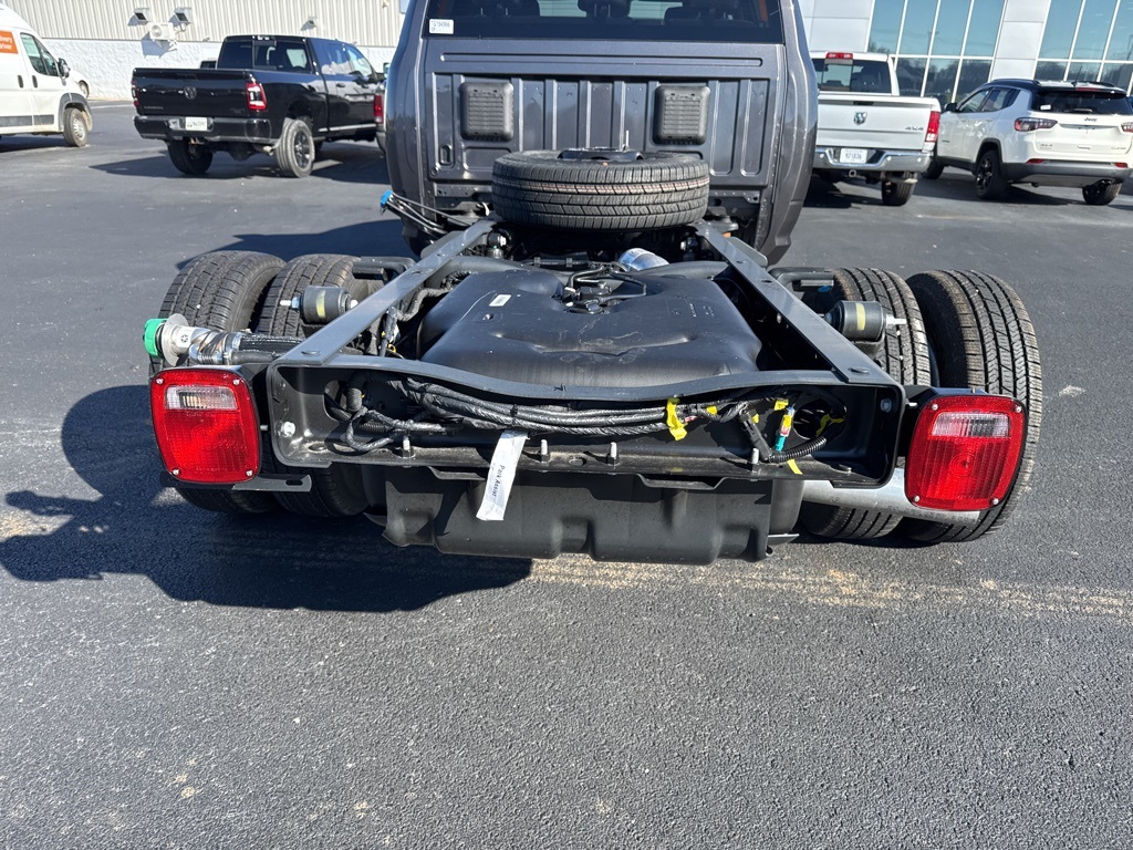 2026 Ram 3500 Tradesman photo 4