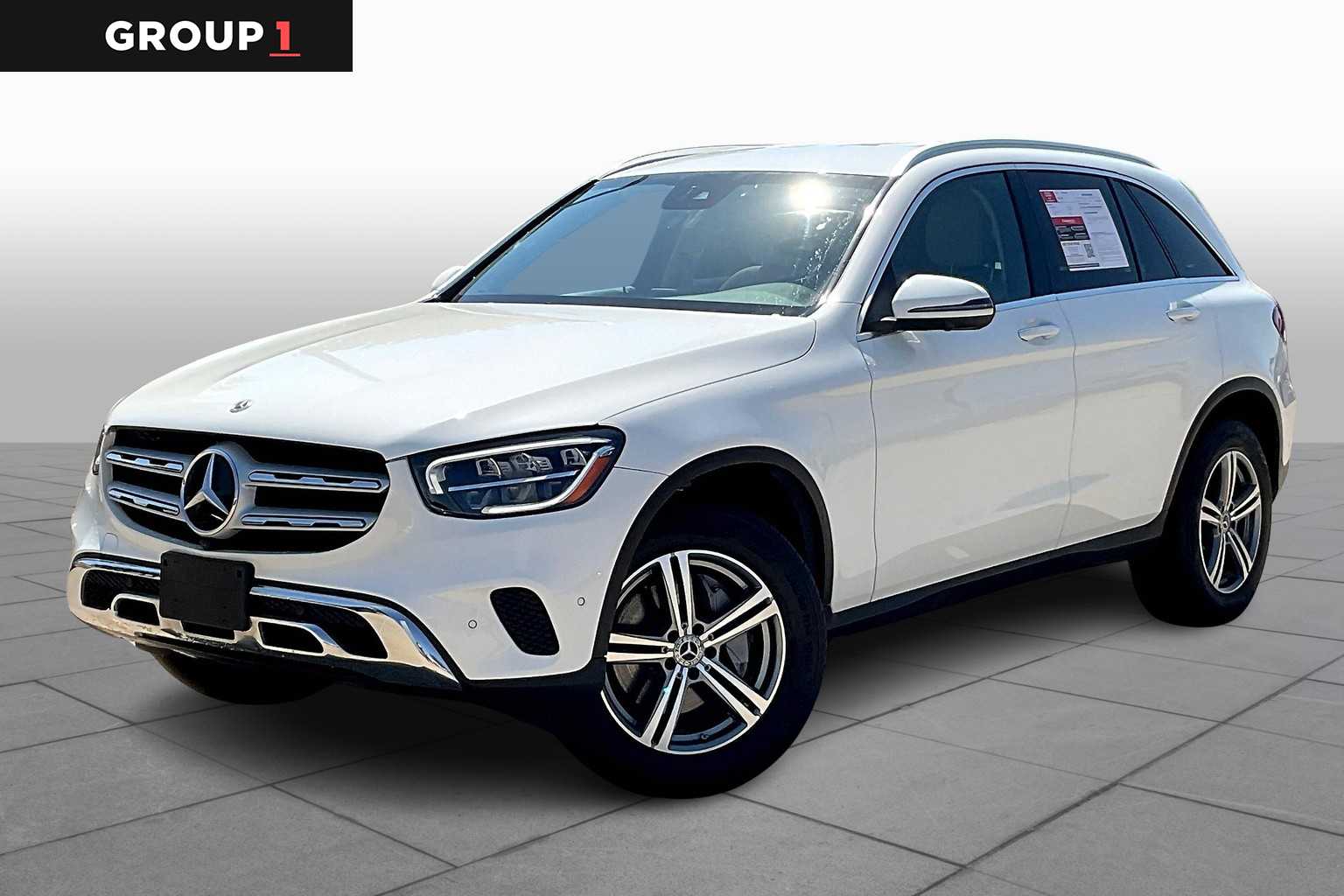 2022 Mercedes-Benz GLC GLC300's photo