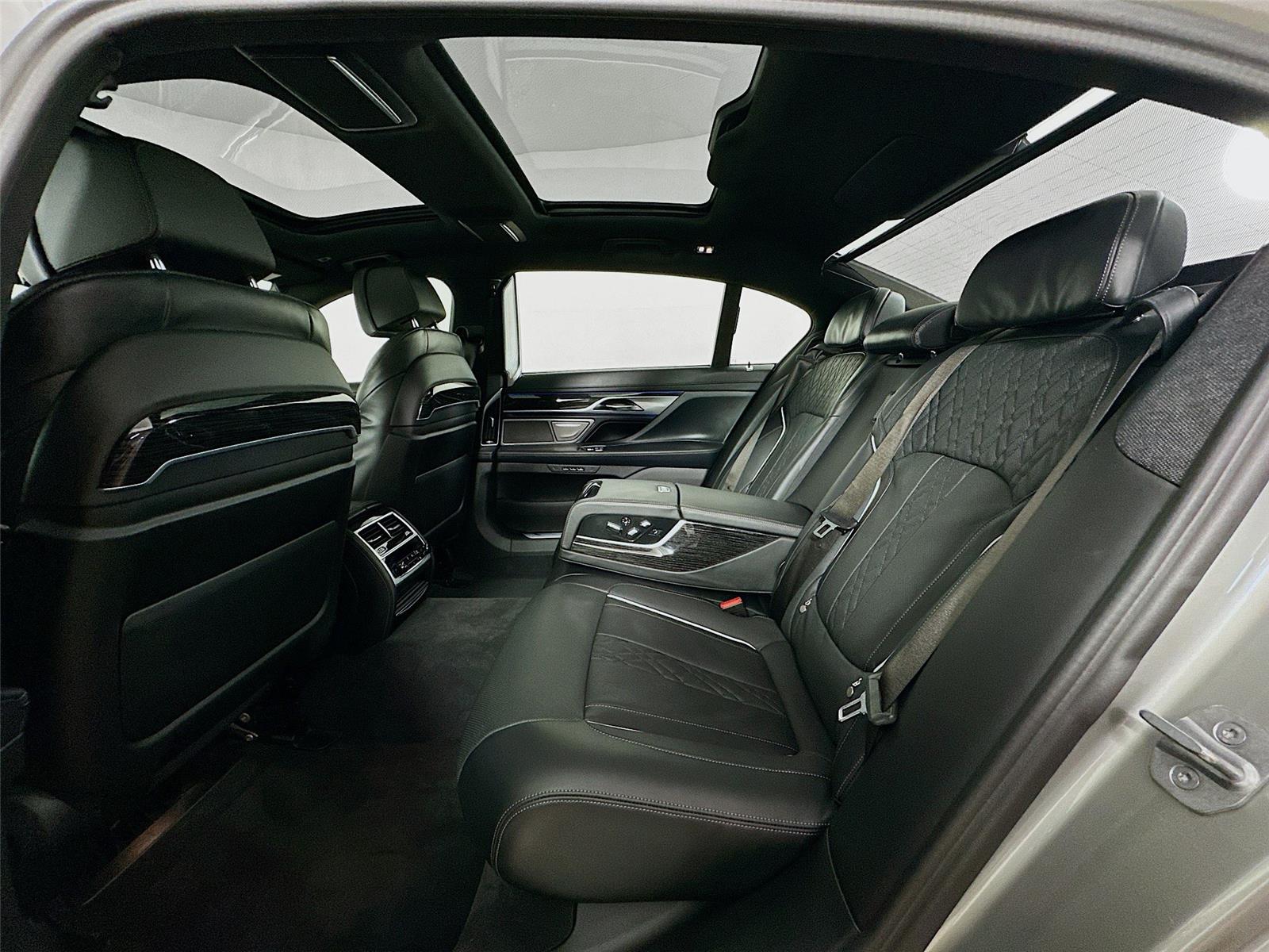 2022 Bmw 750Li photo 25