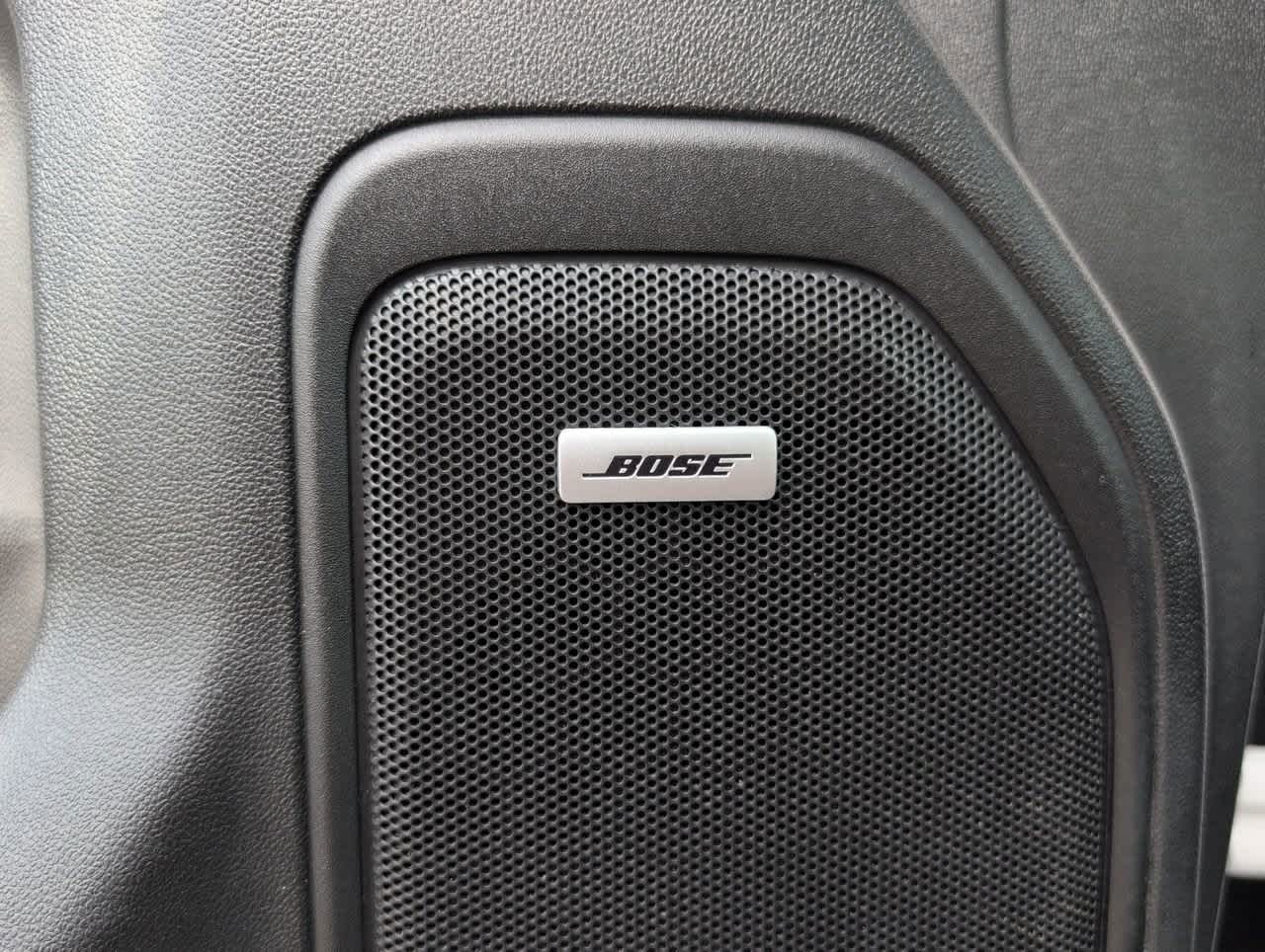 2020 Chevrolet Silverado 1500 High Country photo 21