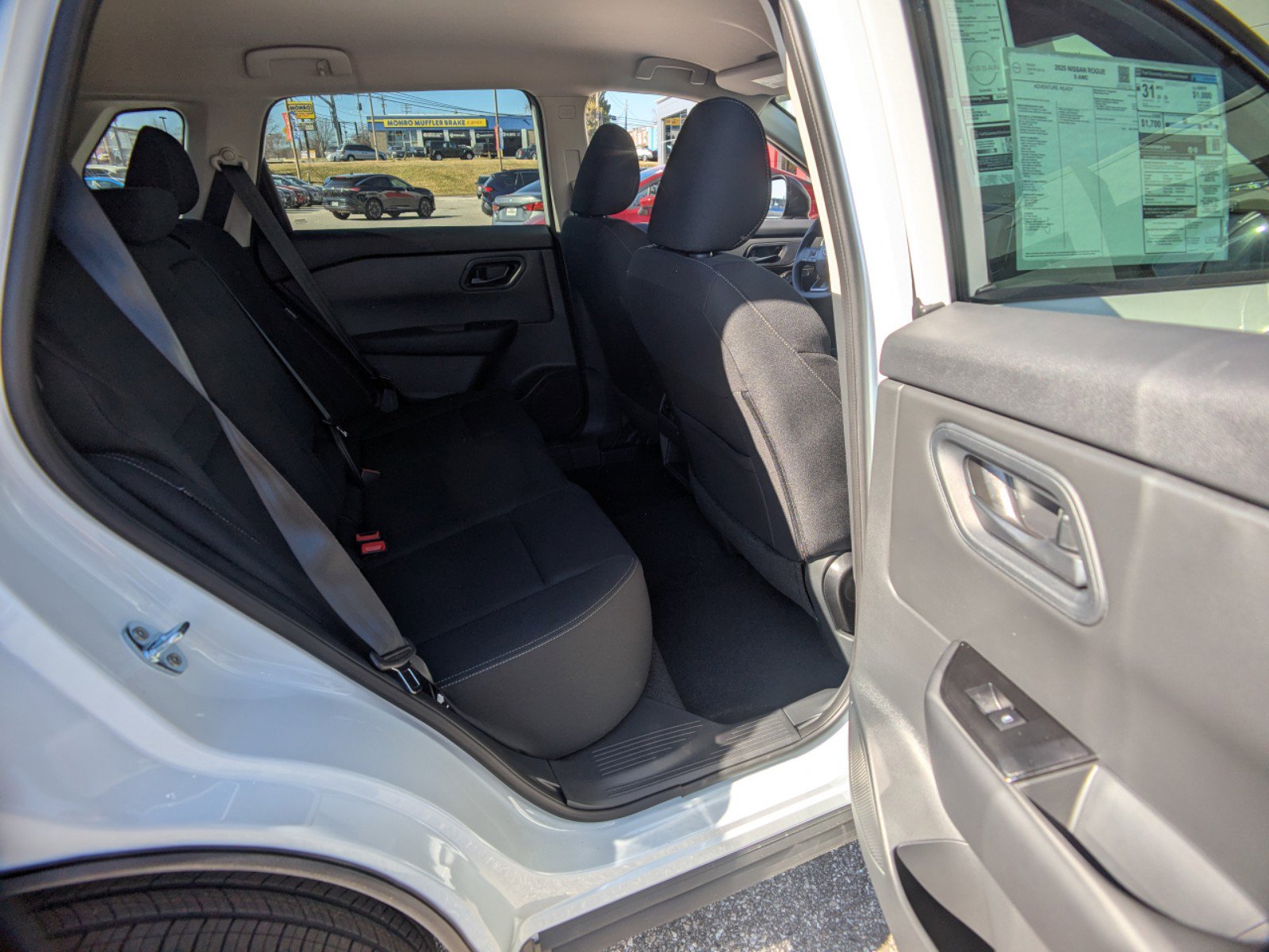 2025 Nissan Rogue S photo 3