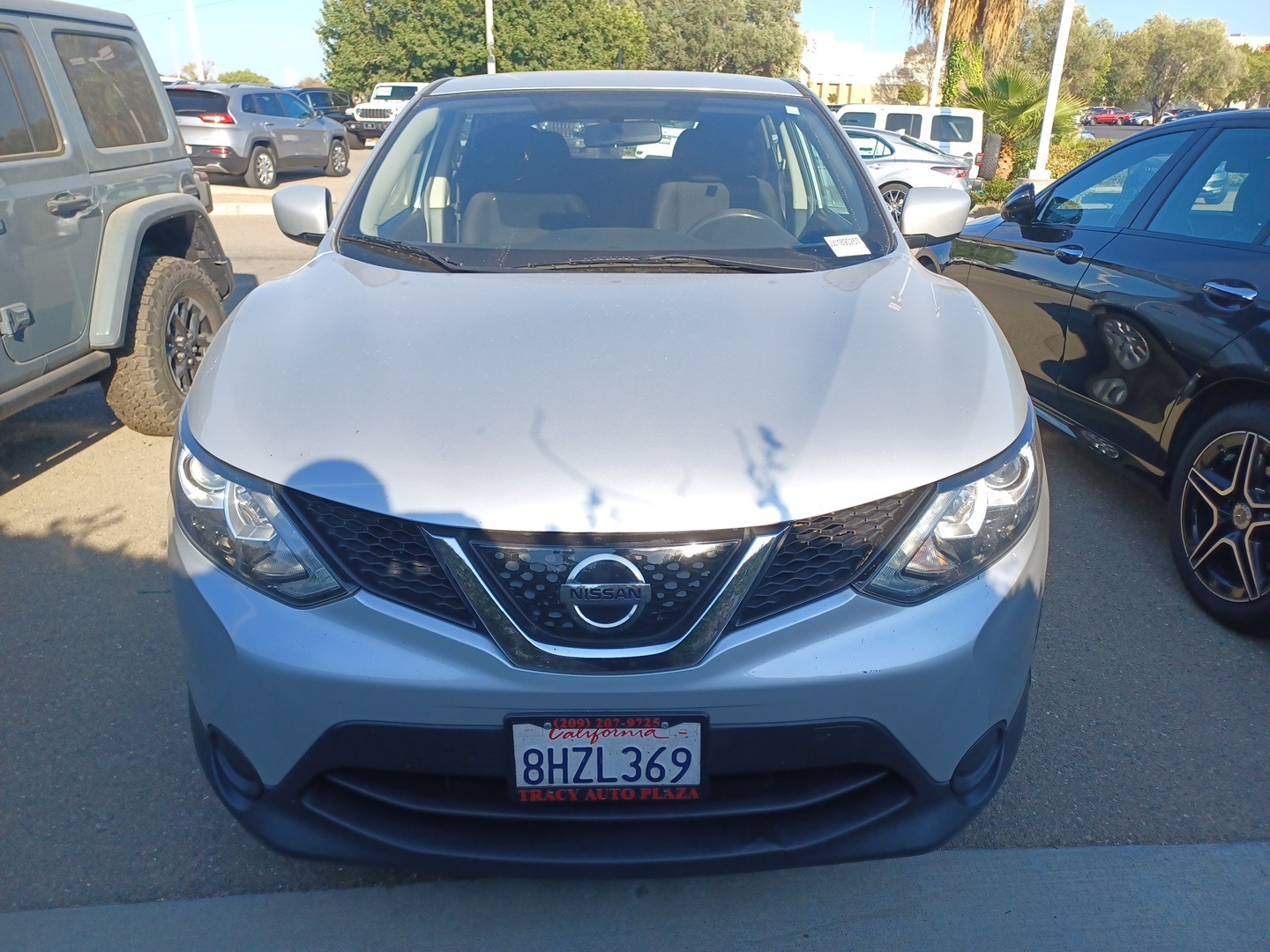 Used 2018 Nissan Rogue Sport S with VIN JN1BJ1CP7JW189025 for sale in Kerman, CA
