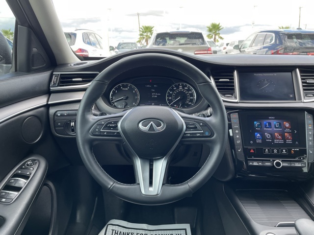 2022 Infiniti QX50 Luxe photo 6