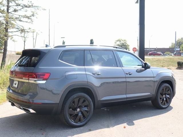 2026 Volkswagen Atlas SE Technology photo 32