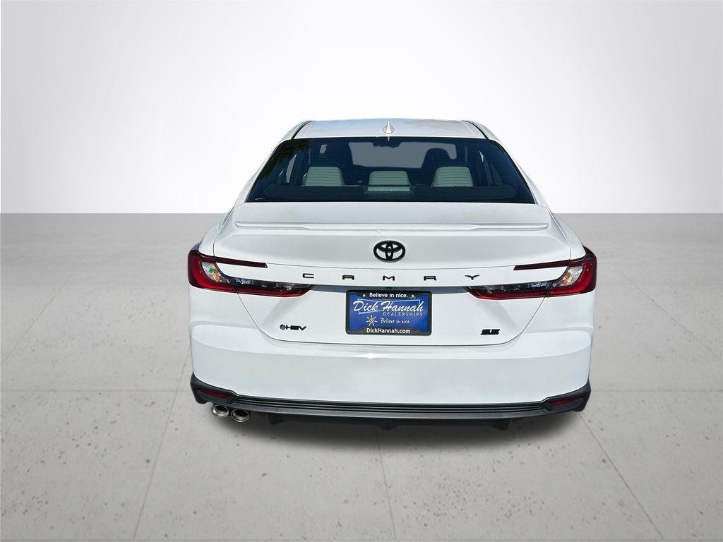 2026 Toyota Camry SE photo 8