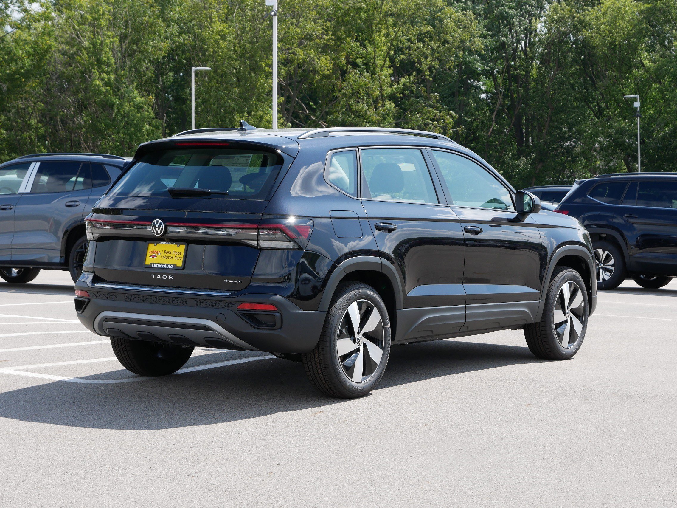 2025 Volkswagen Taos S photo 2