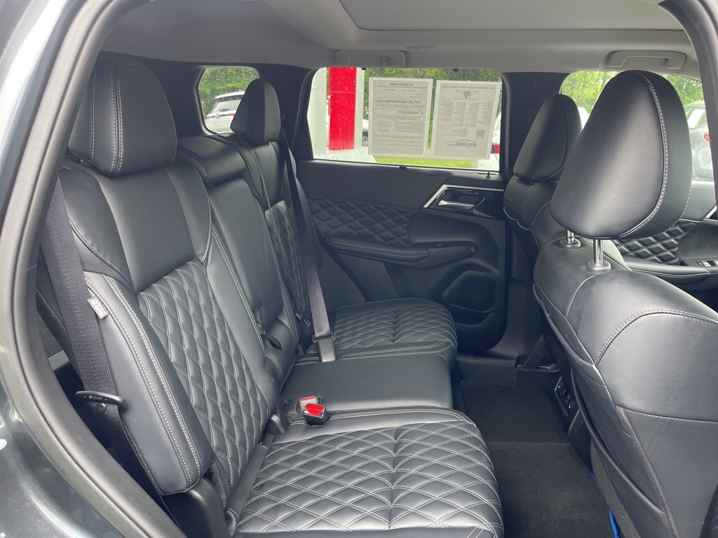 2024 Mitsubishi Outlander PHEV SEL photo 20