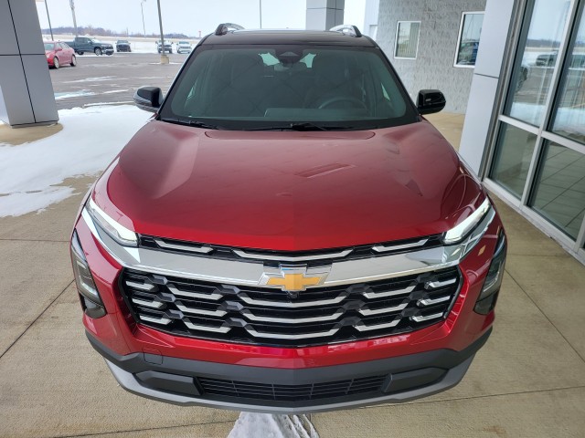 2025 Chevrolet Equinox LT photo 3