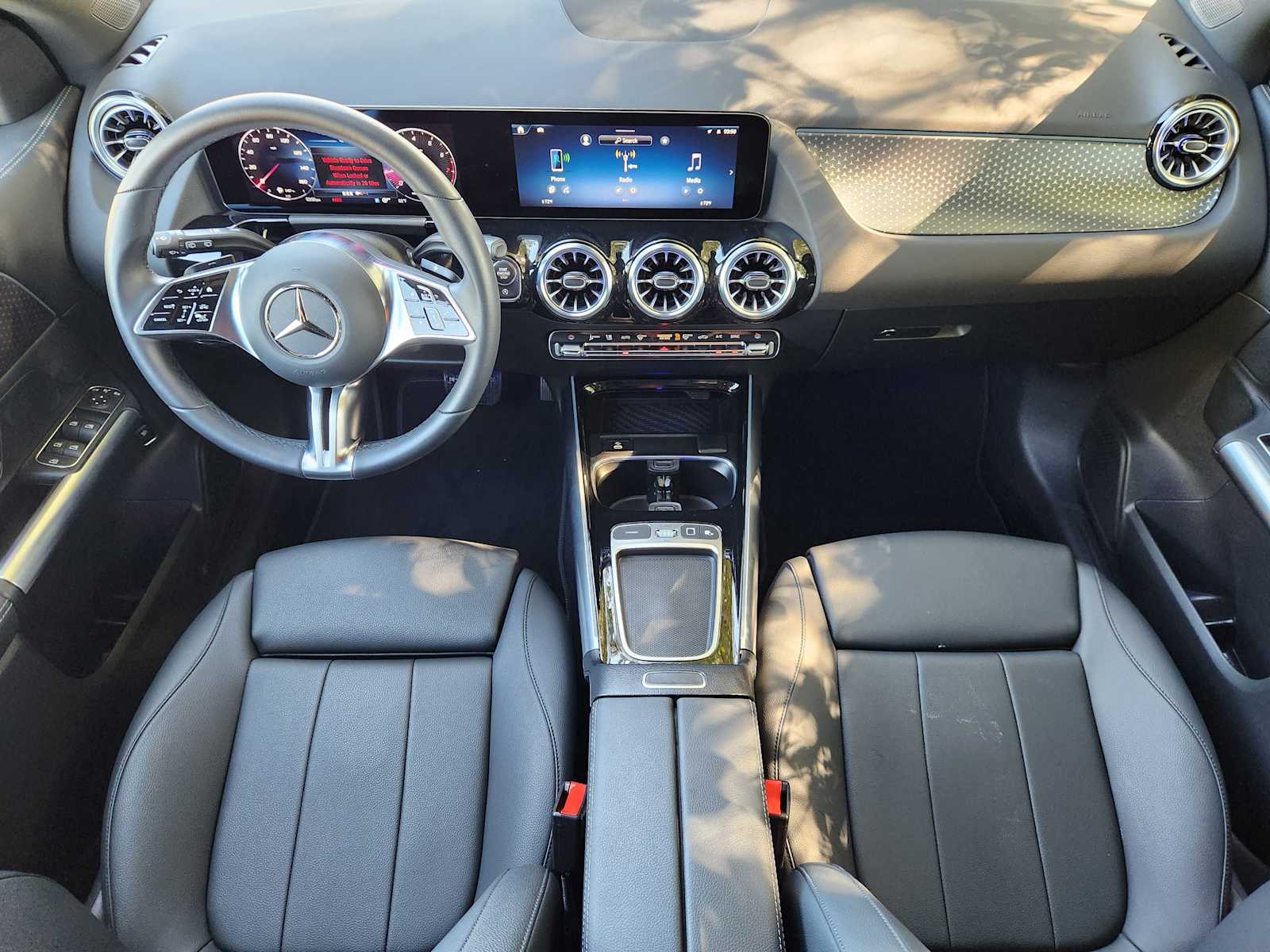 2025 Mercedes Benz GLA 250 photo 23