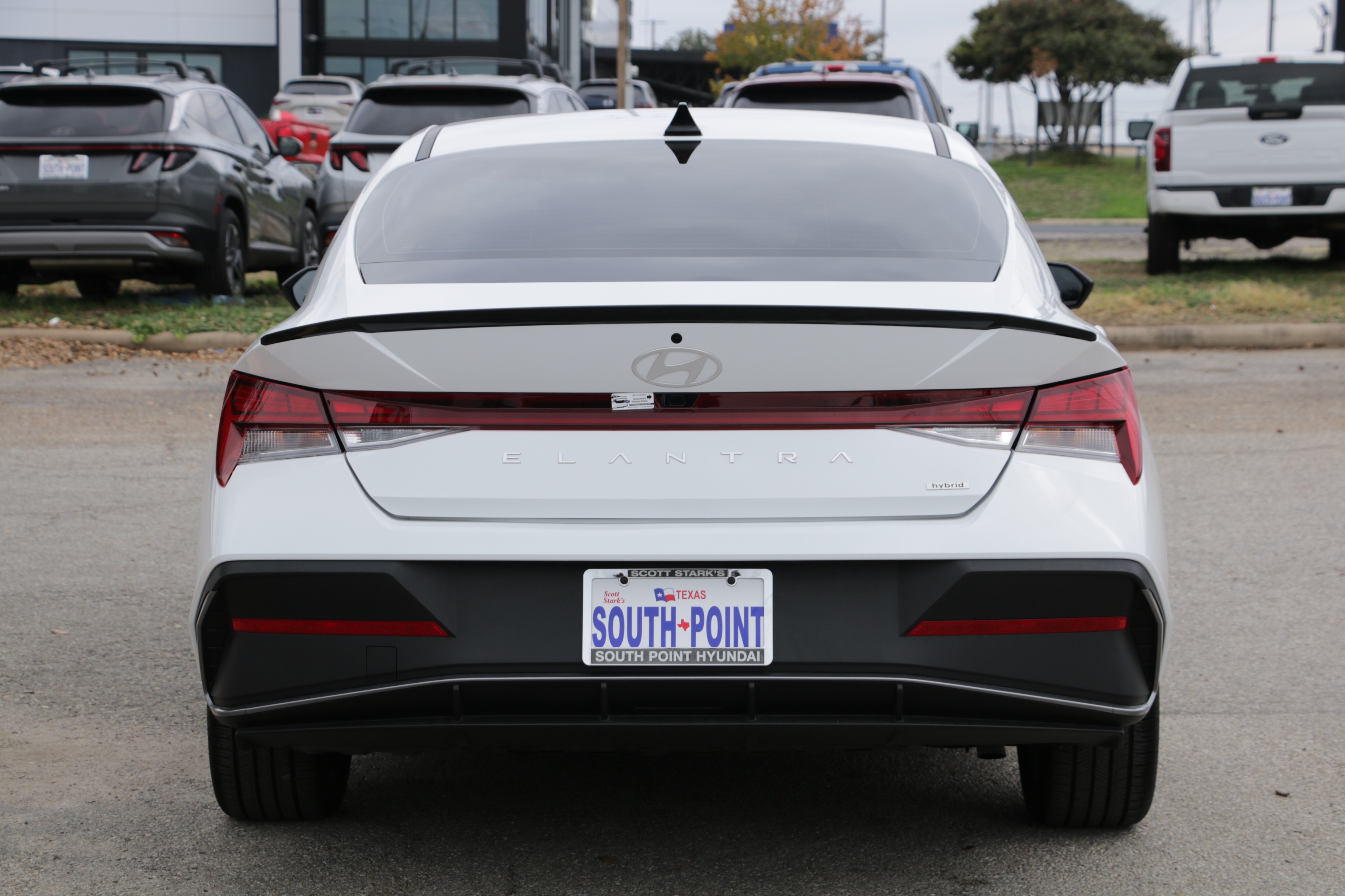 2025 Hyundai Elantra Hybrid SEL Sport photo 3