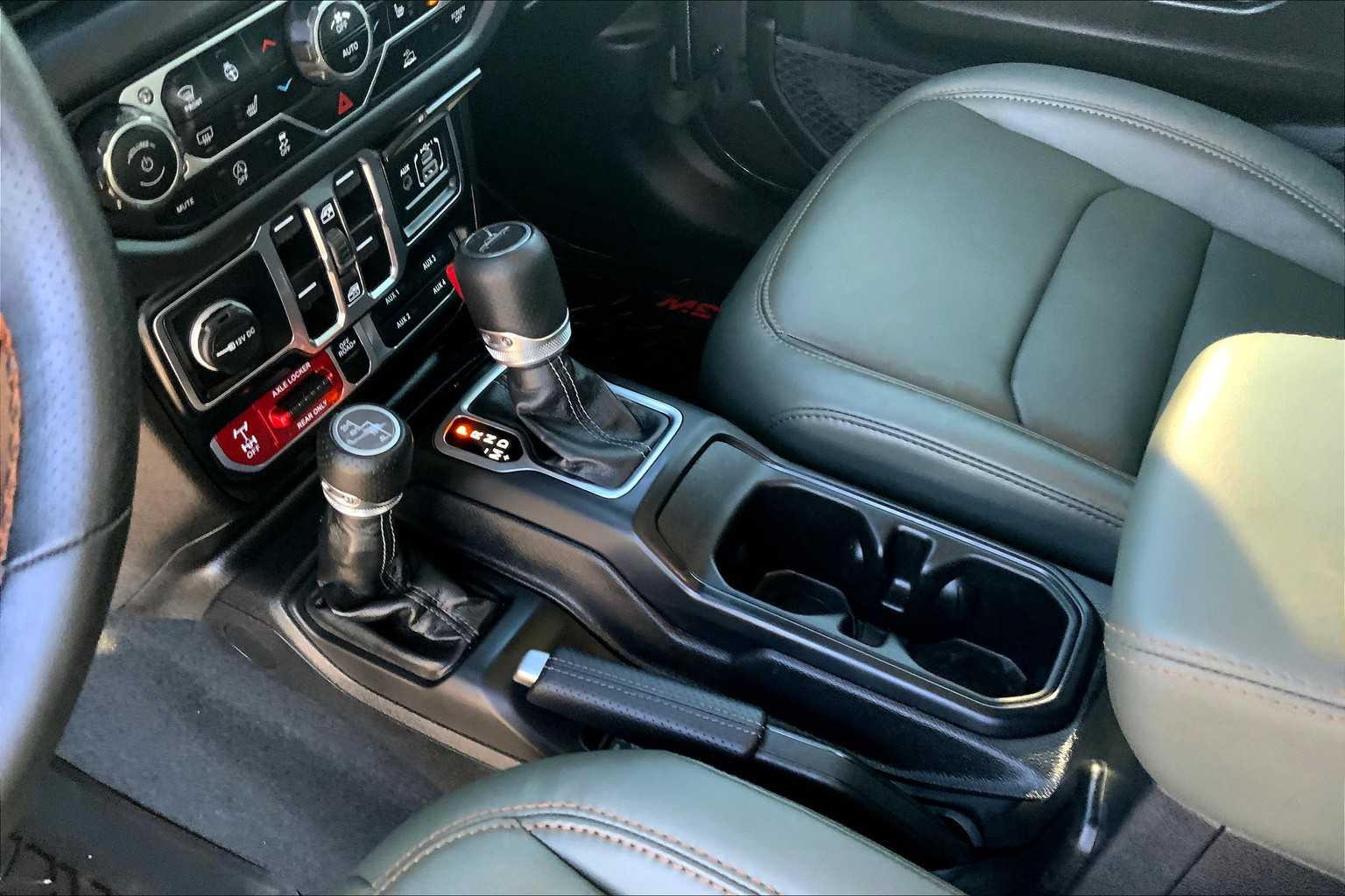 2024 Jeep Gladiator Mojave photo 15