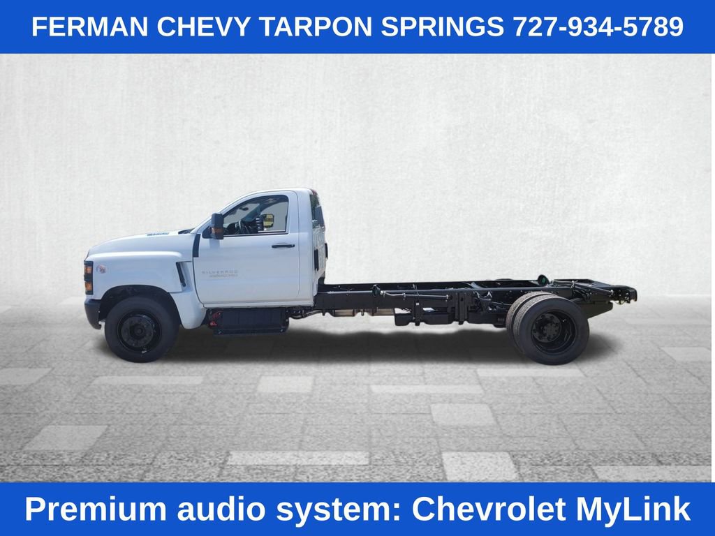2024 Chevrolet Silverado 4500HD Work Truck photo 4