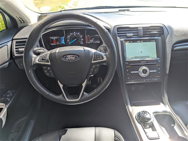 2018 Ford Fusion Titanium photo 14