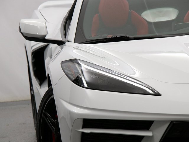 2023 Chevrolet Corvette Stingray 2LT photo 4