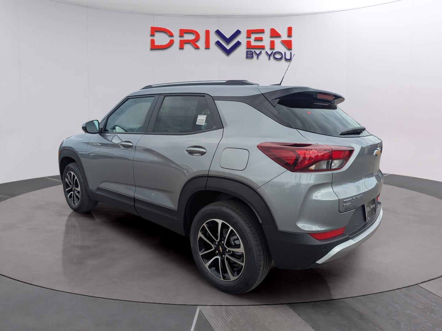 2026 Chevrolet Trailblazer LT photo 3