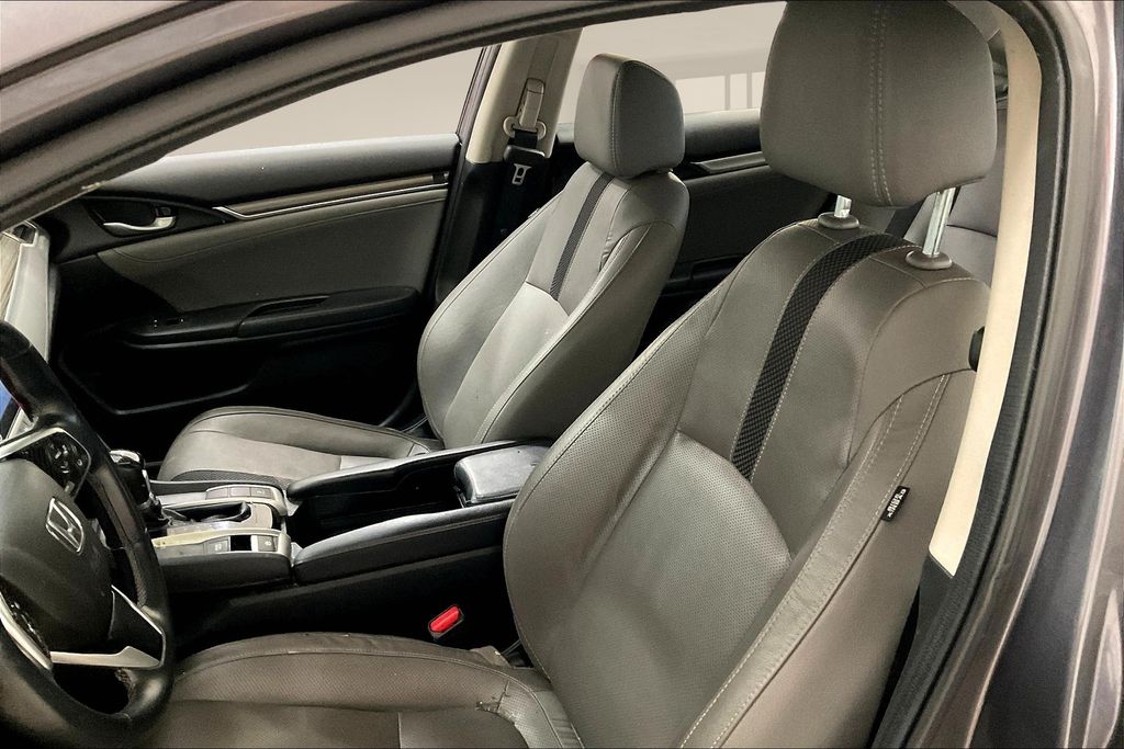 2020 Honda Civic EX-L photo 21