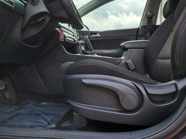 2020 Kia Sportage LX photo 15