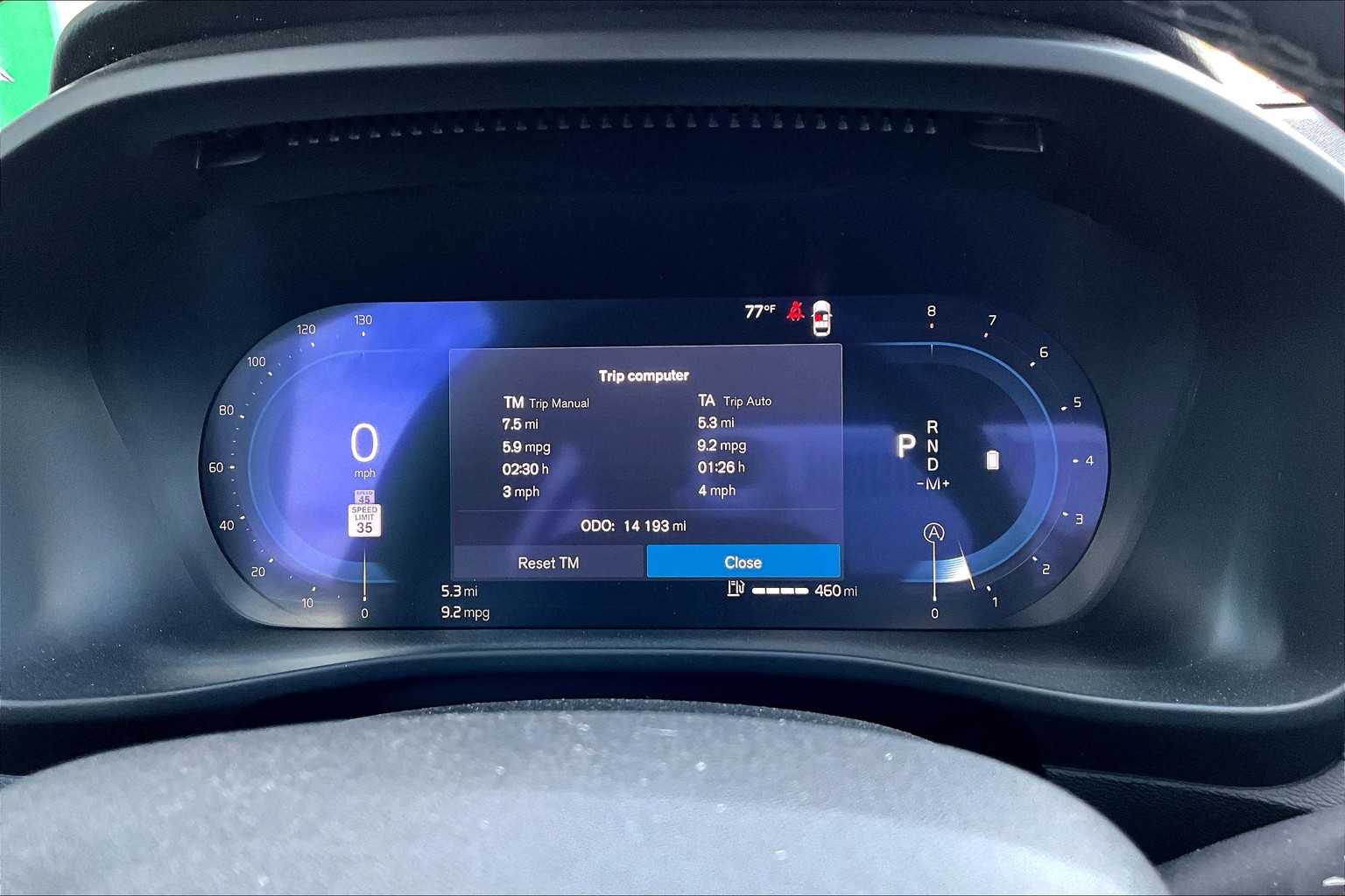 2025 Volvo XC40 Plus photo 25