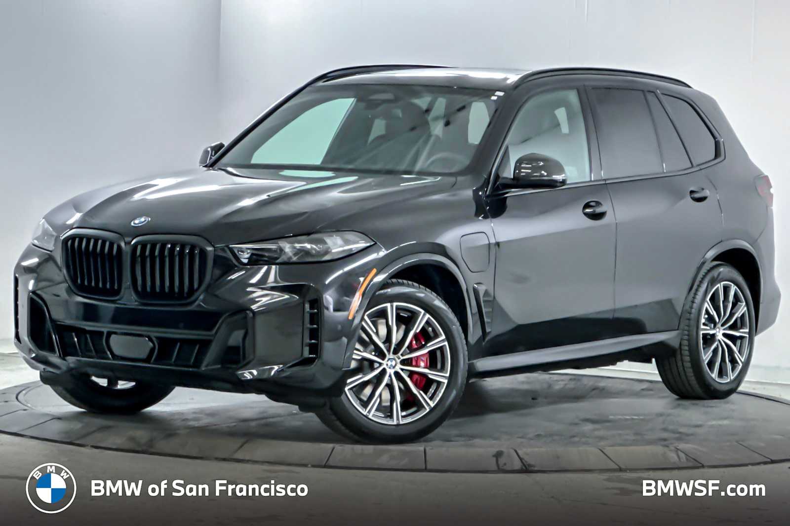 2026 BMW X5 50e's photo
