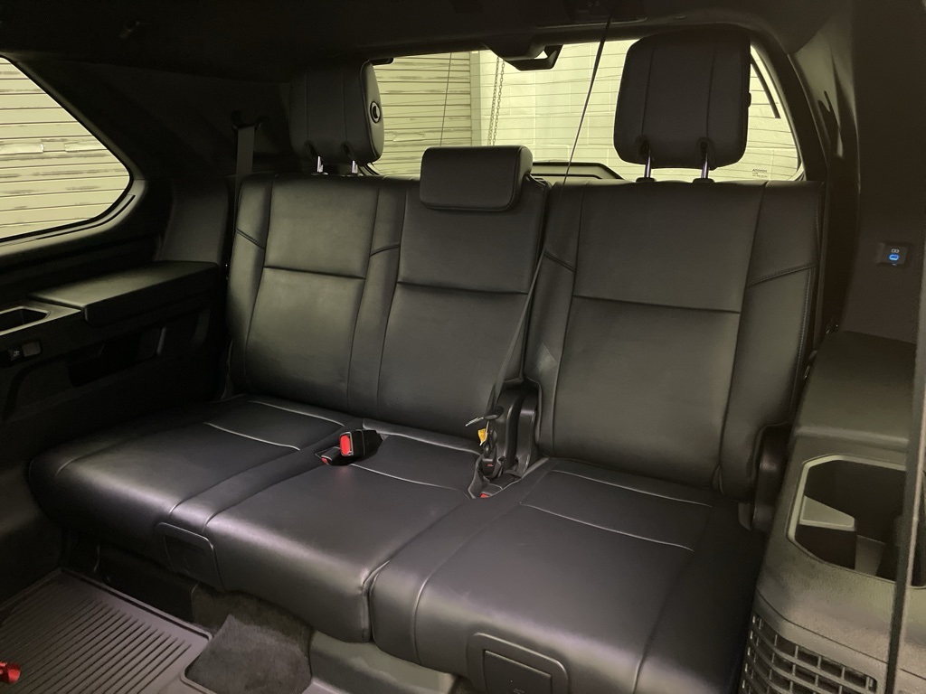 2024 Toyota Sequoia Platinum photo 19