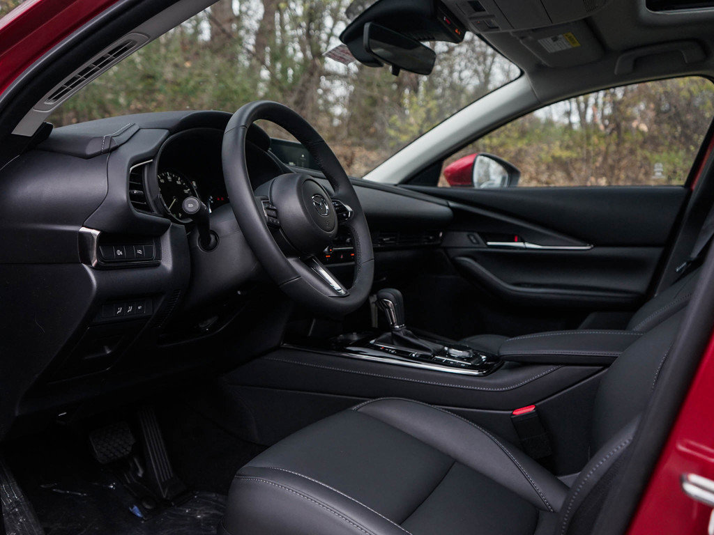 2025 Mazda CX-30 2.5 S Preferred photo 16