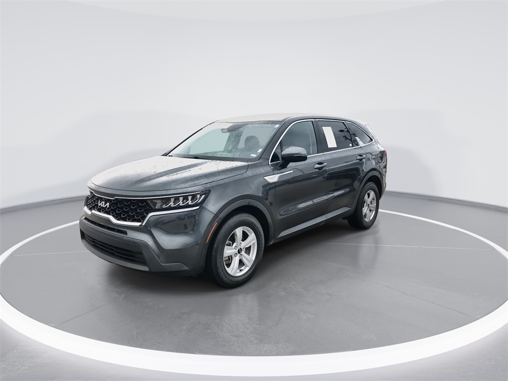 2023 Kia Sorento LX photo 3
